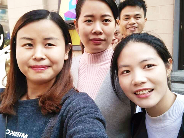 公司辦公室管理人員活動