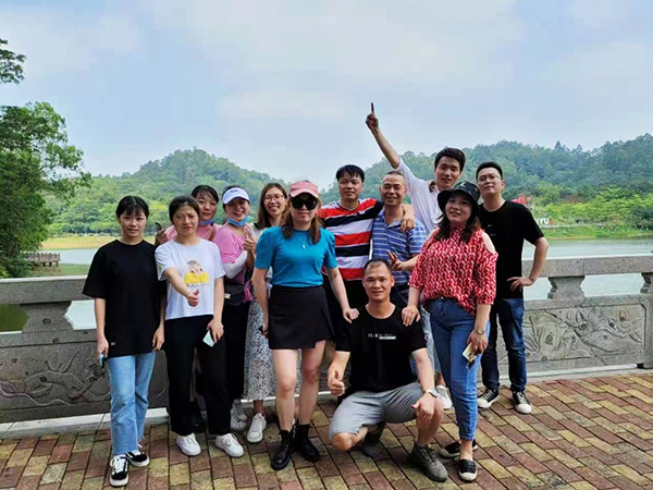 真明能源集體合影